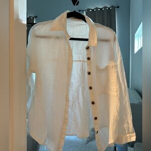 Light weight button up